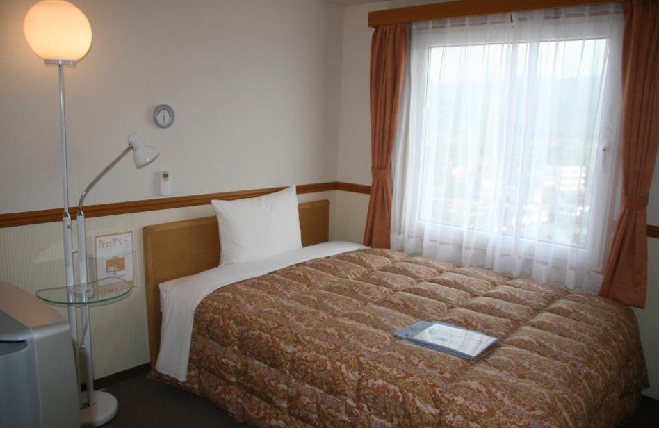 Toyoko Inn Higashi-Hiroshima Saijo Ekimae Δωμάτιο φωτογραφία